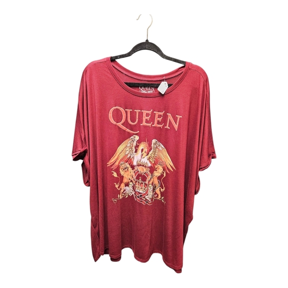 Queen Burgundy Graphic Short Sleeve Tee - Picture 1 of 3